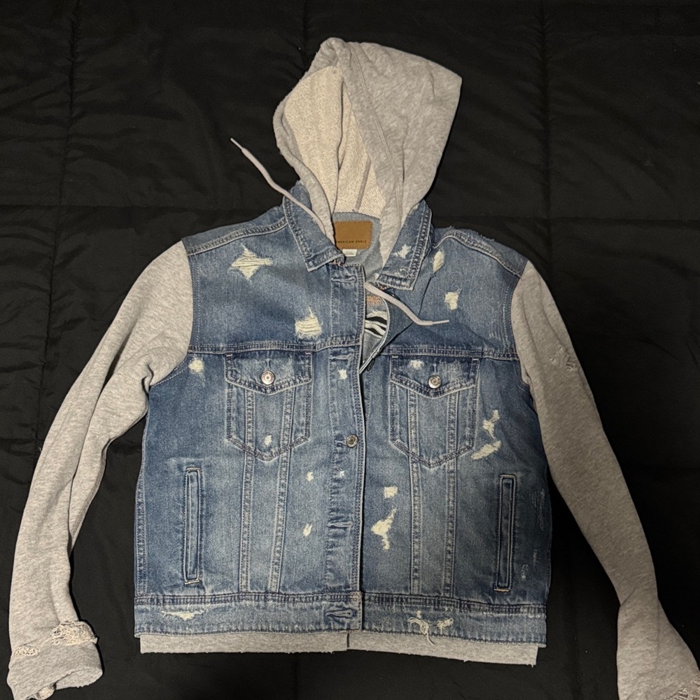 American Eagle Outfitters Denim Jacket with Gray Hood med new without tags